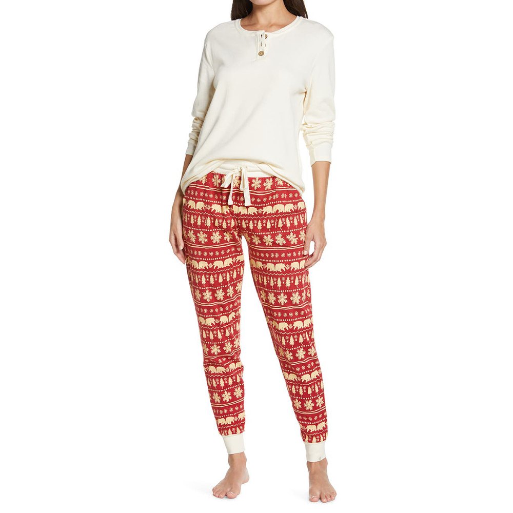 holiday-pajamas-burts-bees