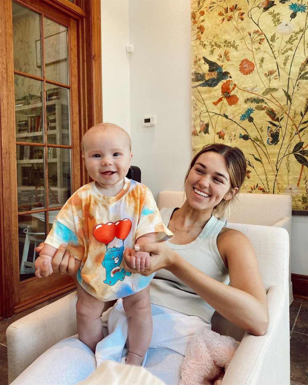 Sadie Robertson 7-Month-Old Daughter Honey Takes Her 1st Steps