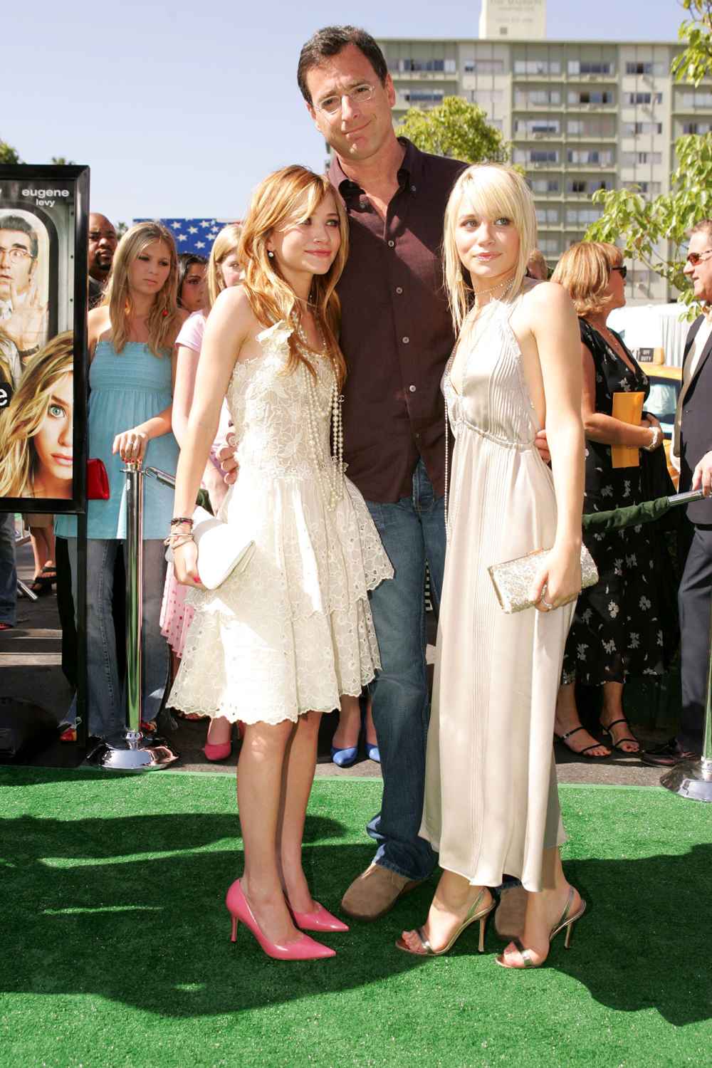 Mary-Kate and Ashley Olsen Pay Tribute to Bob Saget After Shocking Death