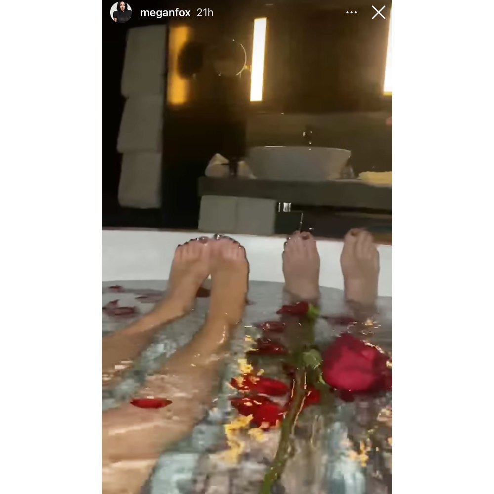You Need See Megan Fox MGK Bathtime Ritual