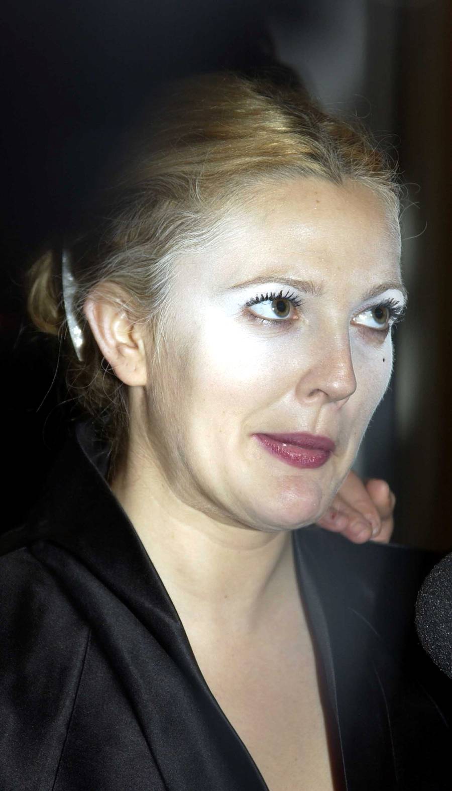 Drew Barrymore Most Embarrassing Beauty Malfunctions of All Time