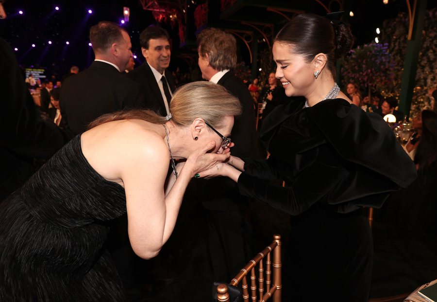 Inside the SAG Awards 2022 What You Didn't See on TV Meryl Streep and Selena Gomez