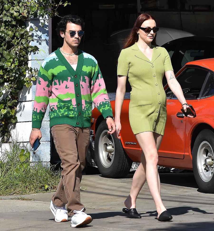 Pregnant Sophie Turner’s Baby Bump Album Ahead of 2nd Child: Photos