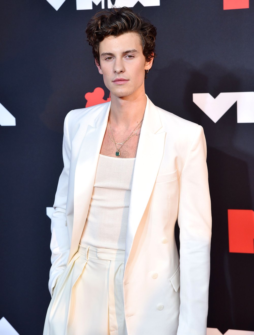 Shawn Mendes Reassures Fans He's OK After Confessing He Feels Like He's 'Drowning' in Emotional Note