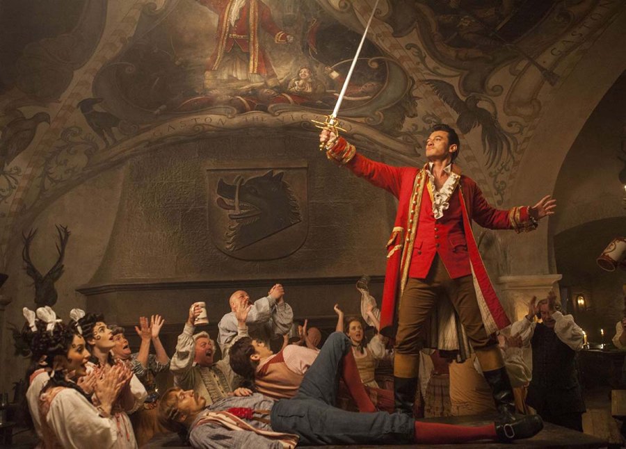 Shawn Mendes Met Gala 2022 Coat Draws Comparisons Disneys Gaston