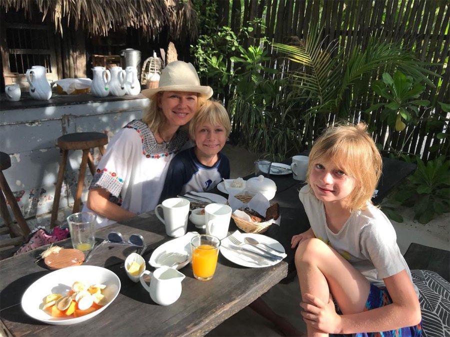April 2018 Naomi Watts Instagram Naomi Watts and Ex Liev Schreiber Blended Family Album