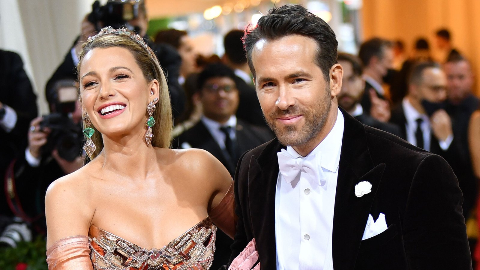 Pregnant Blake Lively and Ryan Reynolds’ 3 Daughters ‘Can’t Wait’ for Baby No. 4