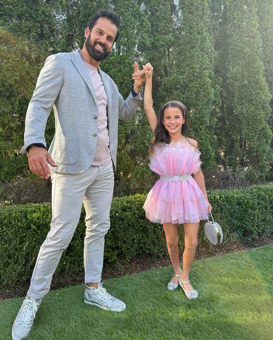 Jessie James Decker and Eric Decker's Family Photos Over the Years - 988