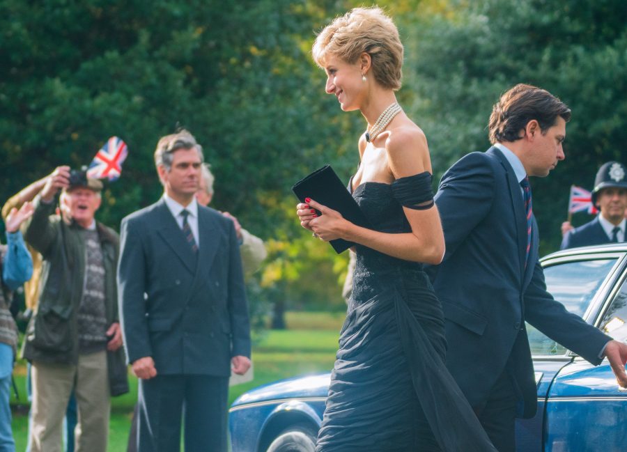 Elizabeth Debicki Quotes About Playing Princess Diana on 'The Crown' 079