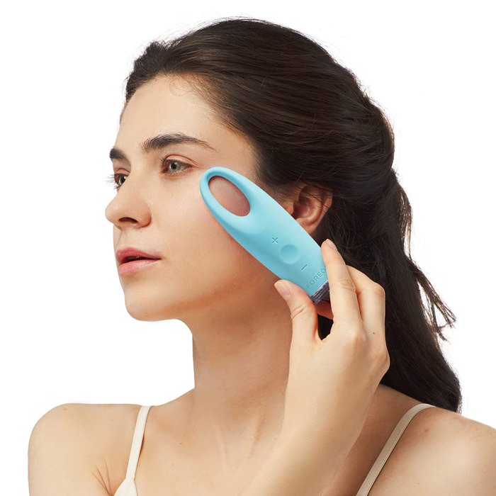 cyber-deals-extended-amazon-under-eye-circles-foreo-iris
