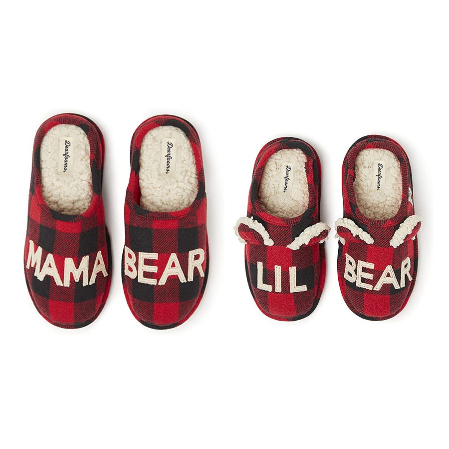 gifts-for-moms-dearfoams-matching-slippers