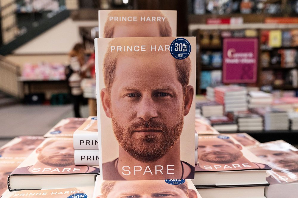 Prince Harry Ghostwriter J.R. Moehringer Defends Spare Book Amid Claims of Factual Errors 3