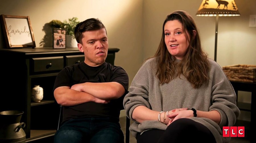 Little People, Big World Stars Zach and Tori Roloff’s Relationship Timeline - 016