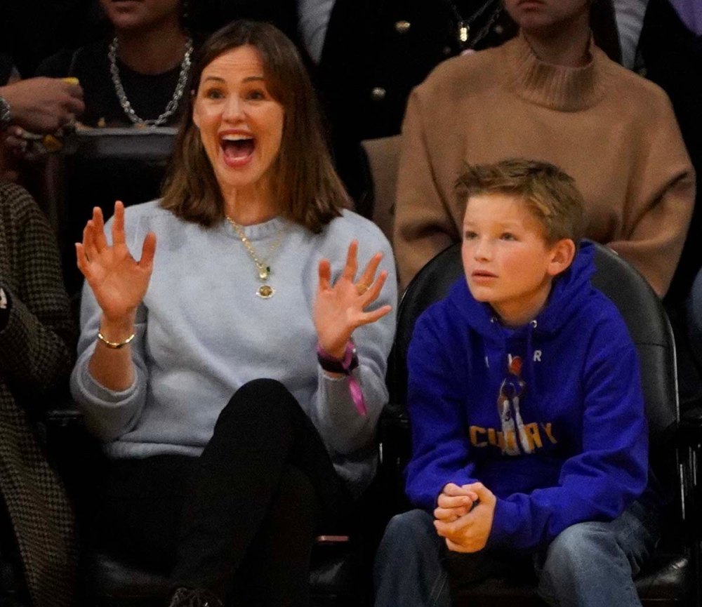 Slam Dunk! Jen Garner Attends Lakers Game With Son in Rare Public Outing