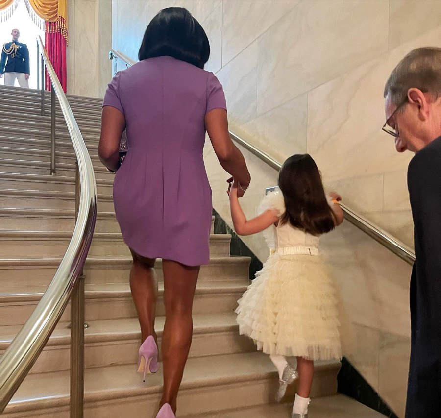 Mindy Kaling Shares Rare Photo of Daughter Katherine at the White House - 118