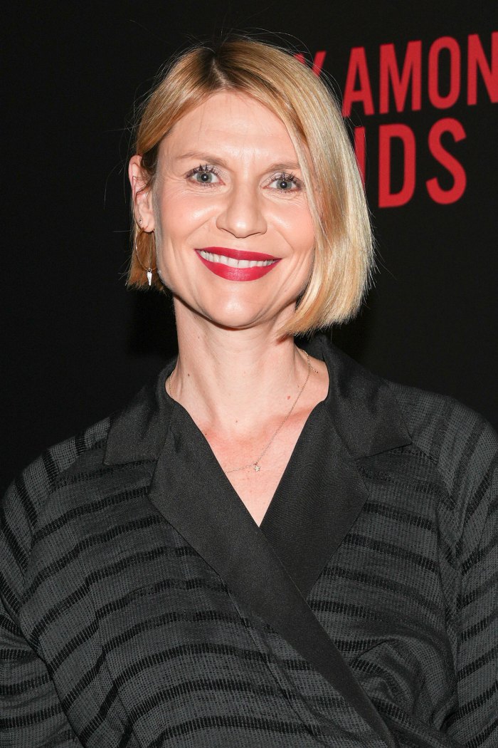 Pregnant Claire Danes Shows of Growing Baby Bump Ahead of 3rd Child With Hugh Dancy