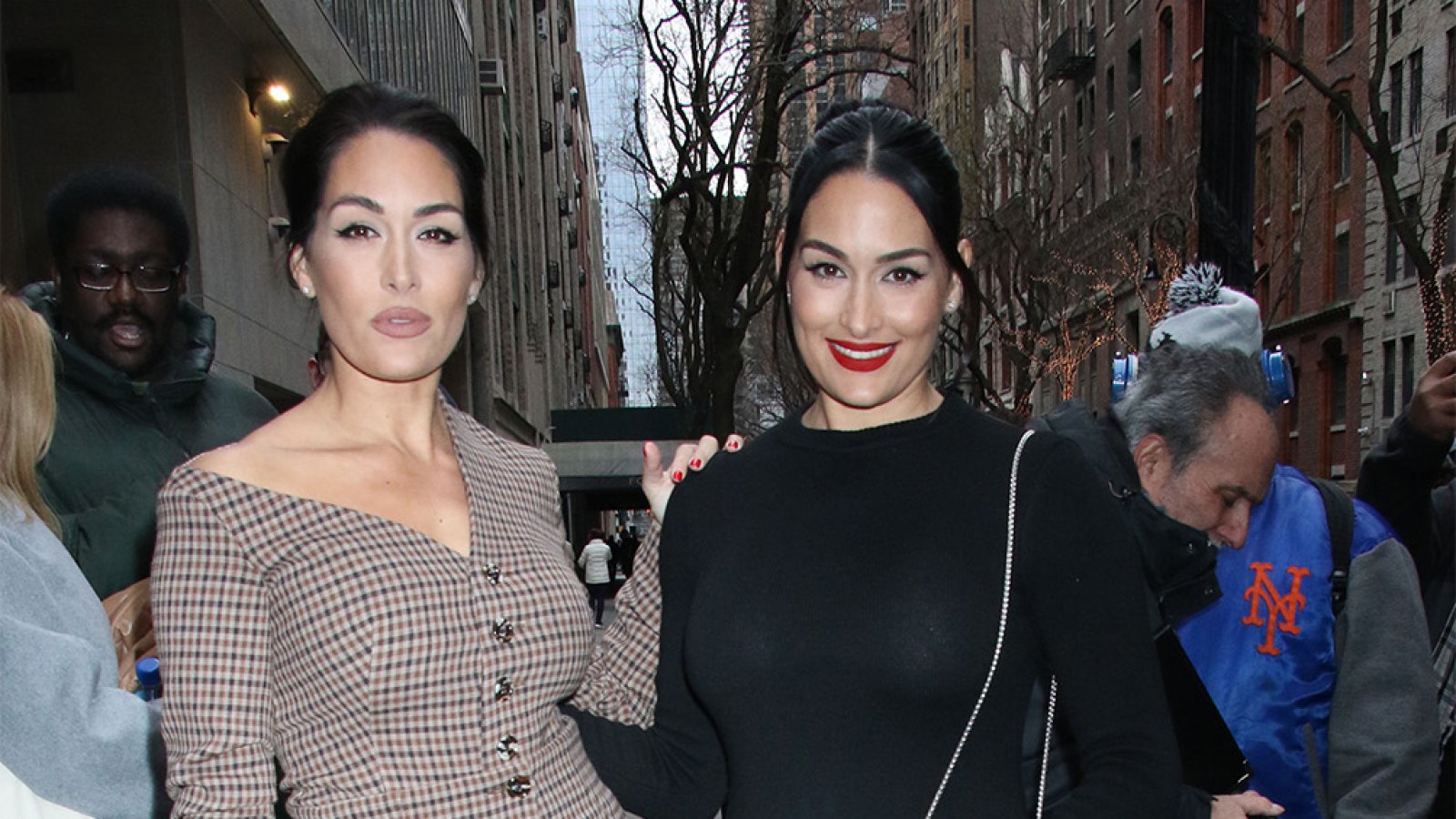 The Bella Twins are Leaving WWE Will Use Their Real Name Garcia