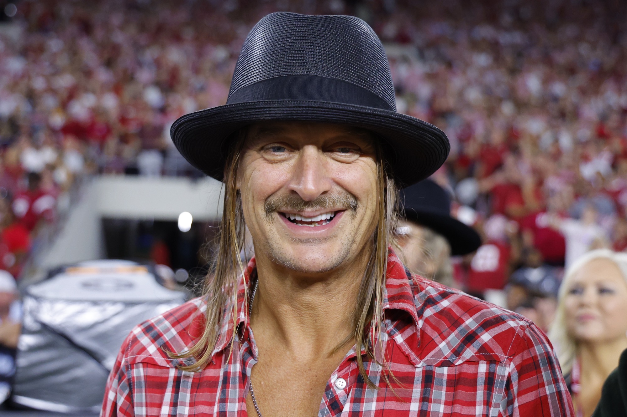 GettyImages-2175379322-kid-rock