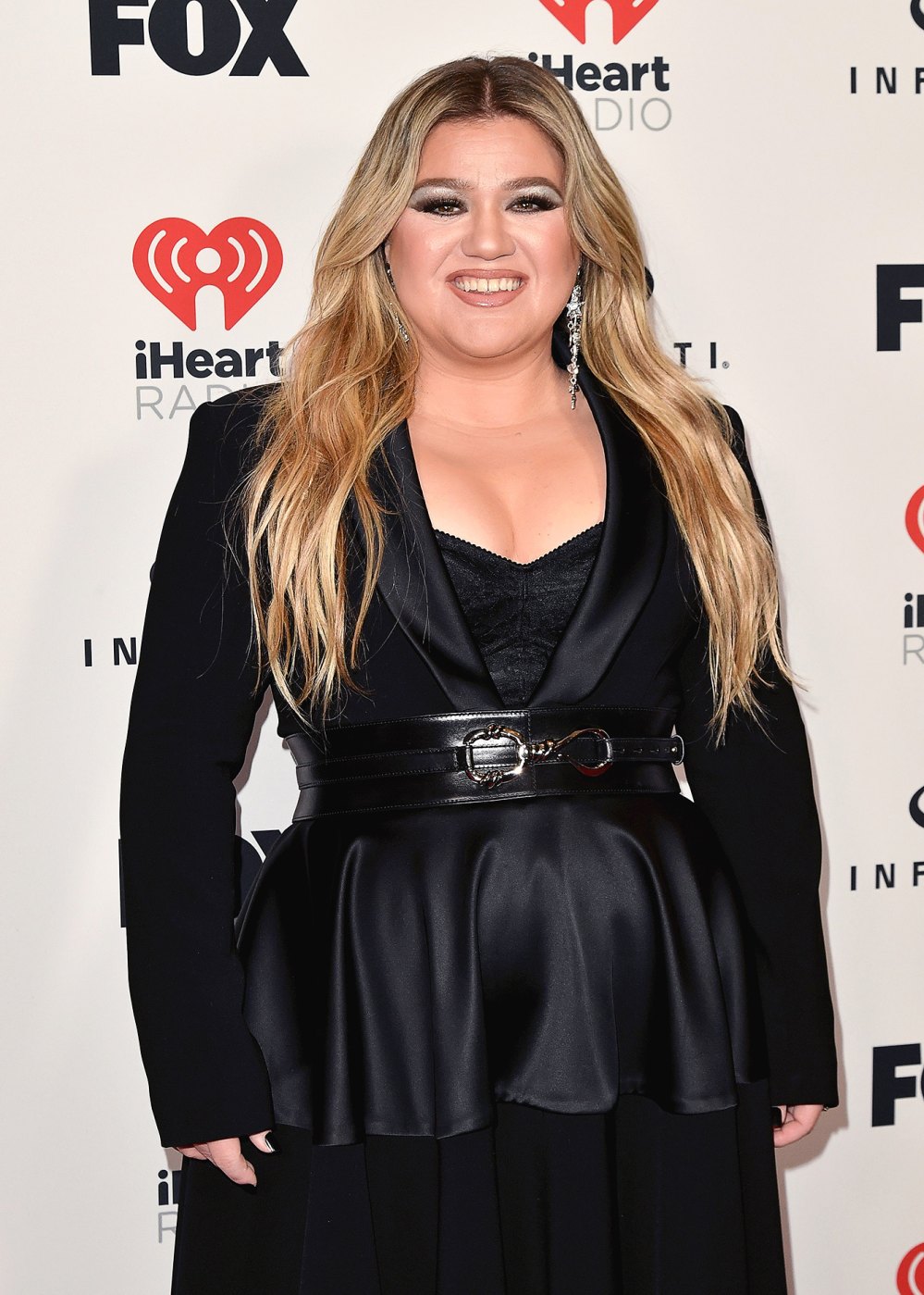 Kelly Clarkson Takes Dig at Ex-Husband Brandon Blackstock With New Song ‘Mine’ - 743