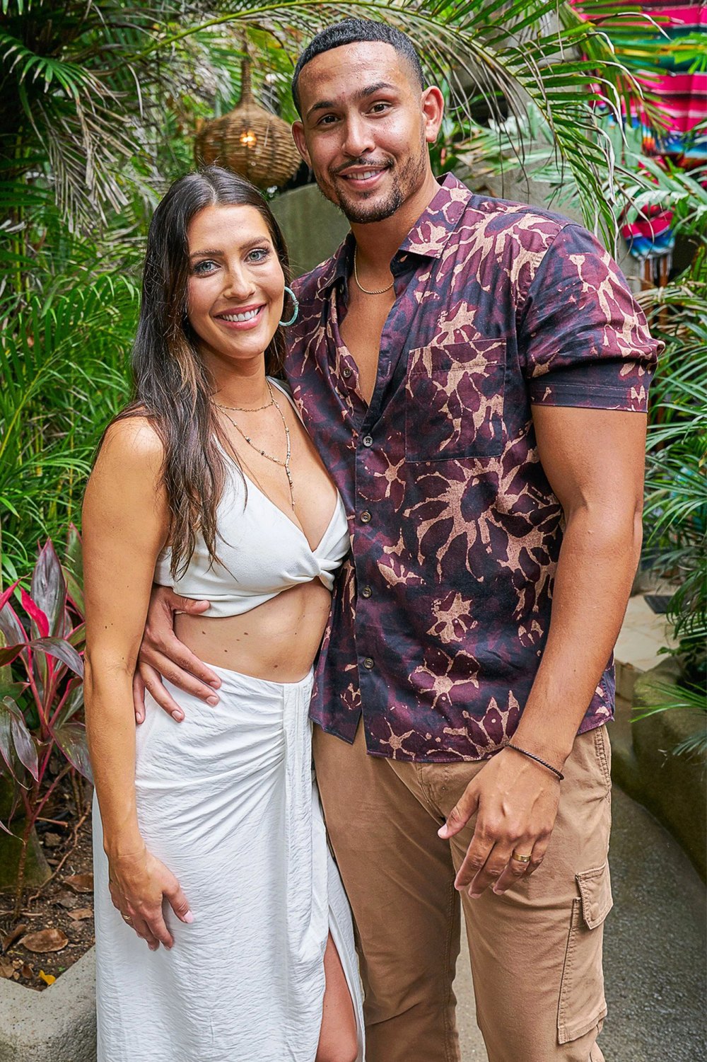 Bachelor-Nation-s-Becca-Kufrin-and-Fiance-Thomas-Jacobs-Reveal-Sex-of-1st-Baby---Little-Tommy- -202