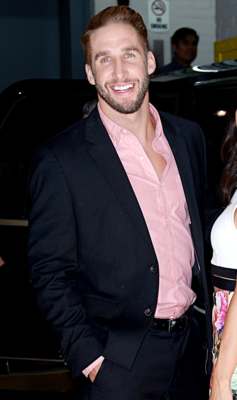 Bachelorette's Shawn Booth Announces He's Going to Be a Dad