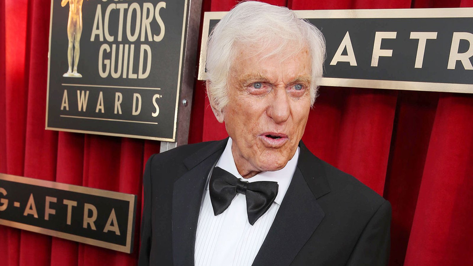 Dick Van Dyke “Fine” After Car Catches Fire: Picture