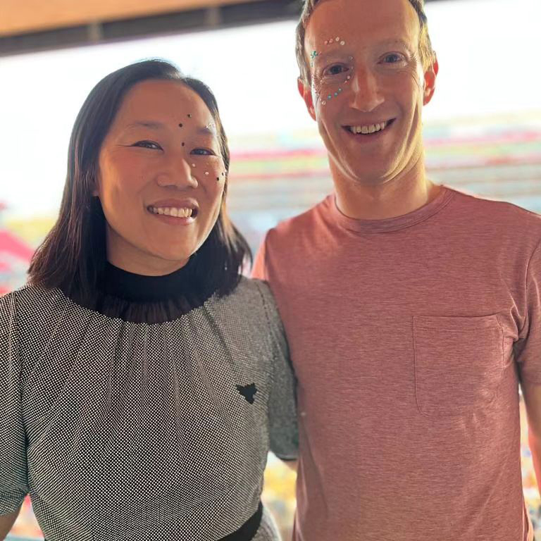 Mark Zuckerberg Dad Goals at 'Eras Tour' in Santa Clara