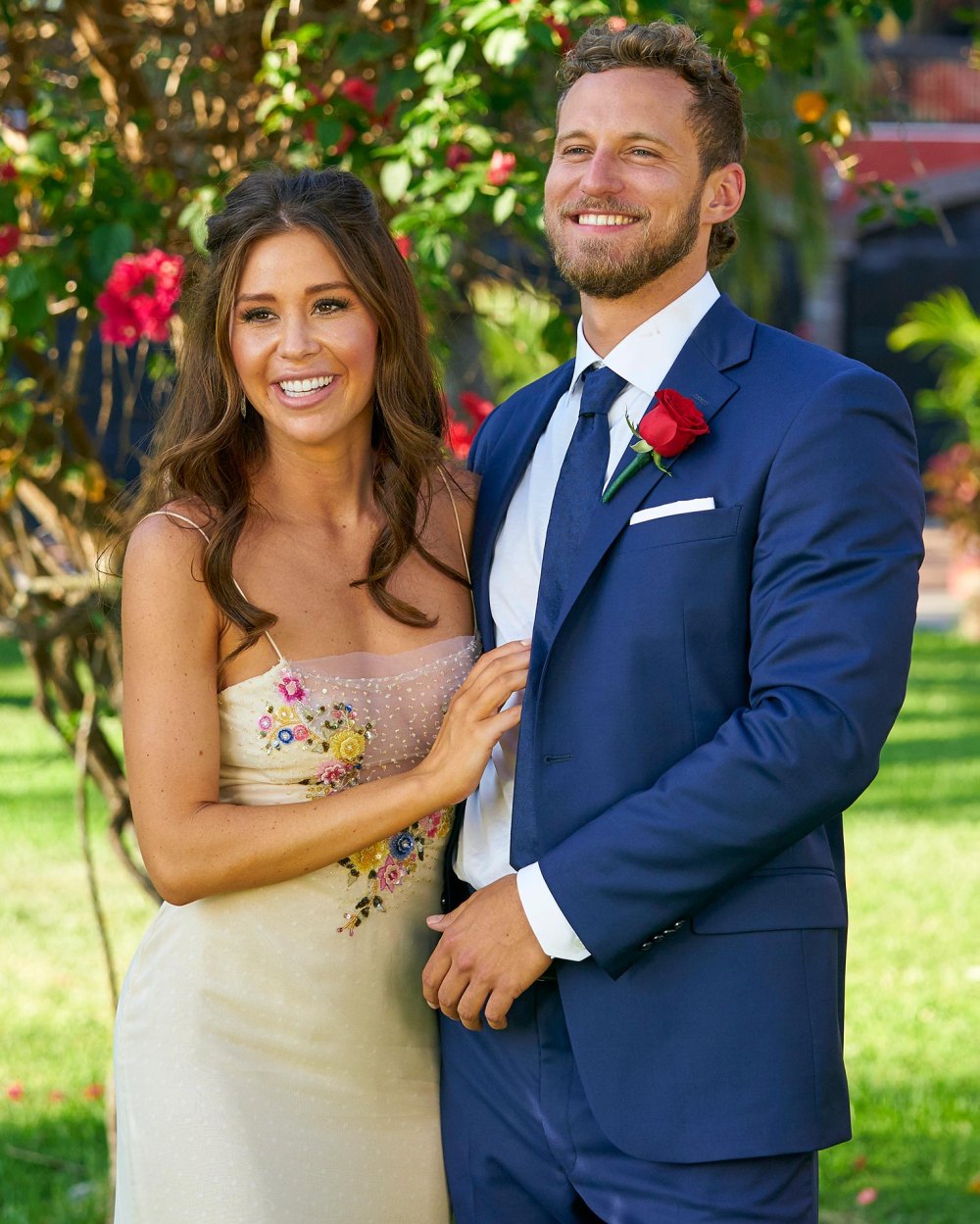 Bachelorette Gabby Windey Says Ex-Fiance Erich Schwer Doesn’t Know She’s Now Dating a Woman 3