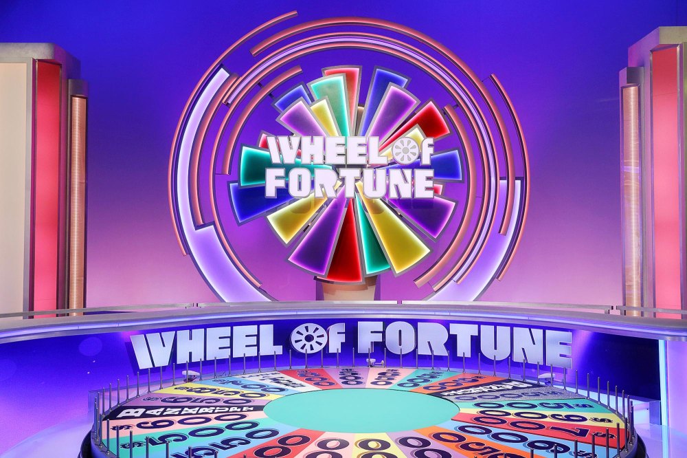 Wheel of Fortune Fans Furious Over Horrible Final Puzzle That Cost Player $50 000 523
