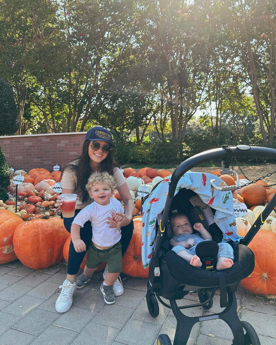 Celebs at the Pumpkin Patch in 2023 Mandy Moore Jessie James Decker and More 260 Raven Gates