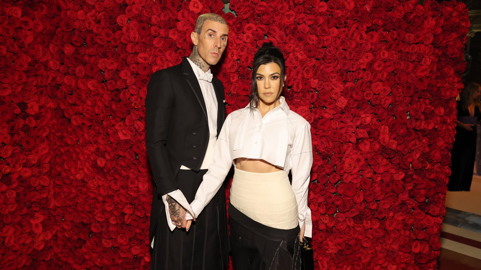 Kourtney Kardashian Shows Off Romantic Gesture Travis Barker Gifted Her With
