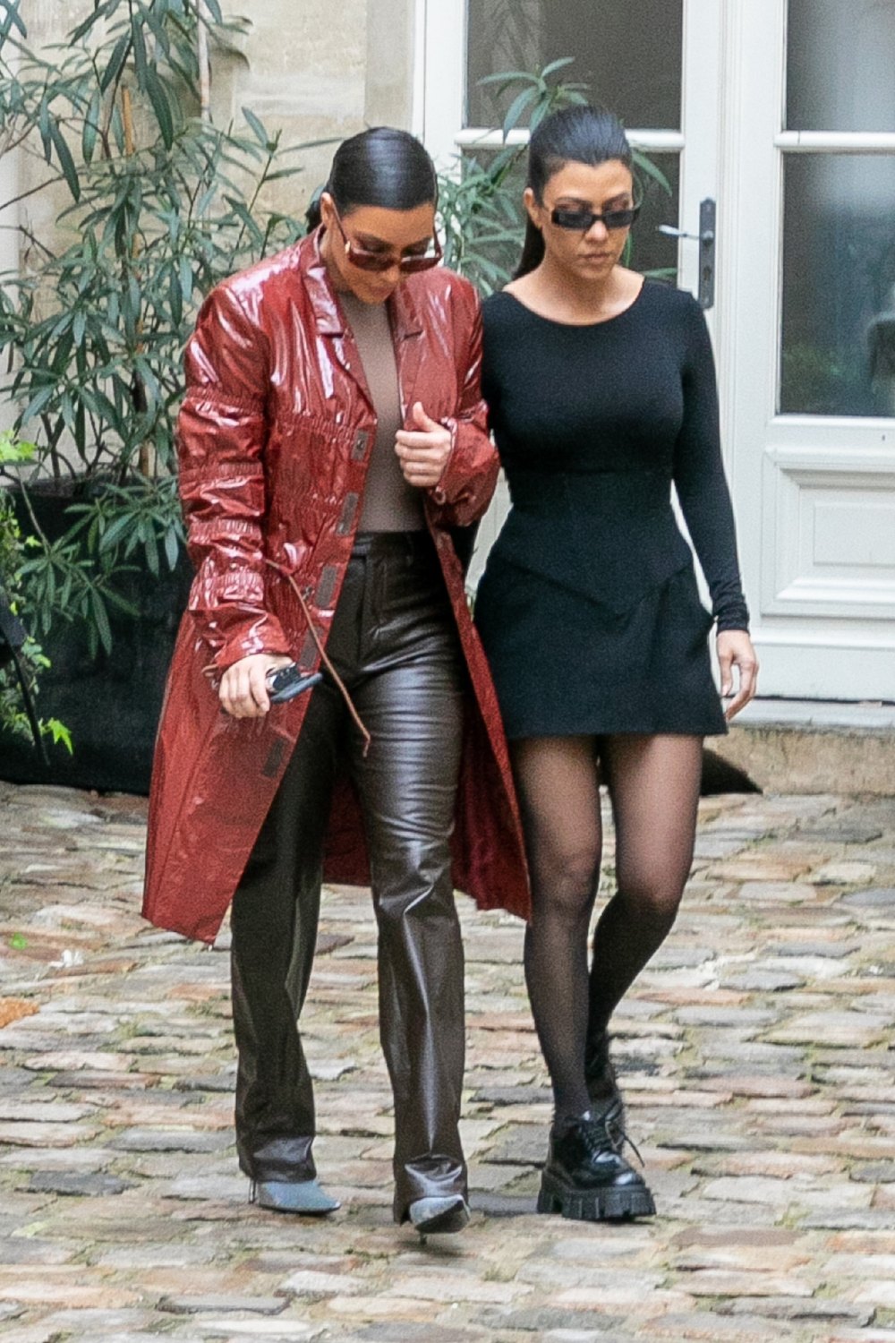 Kourtney and Kim Kardashian Finally Mend Their Explosive Feud