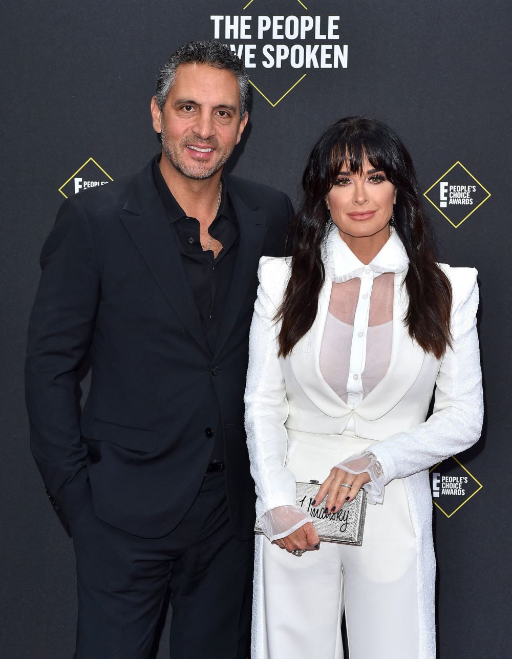 Mauricio Umansky Dedicates DWTS Performance to Kyle Richards