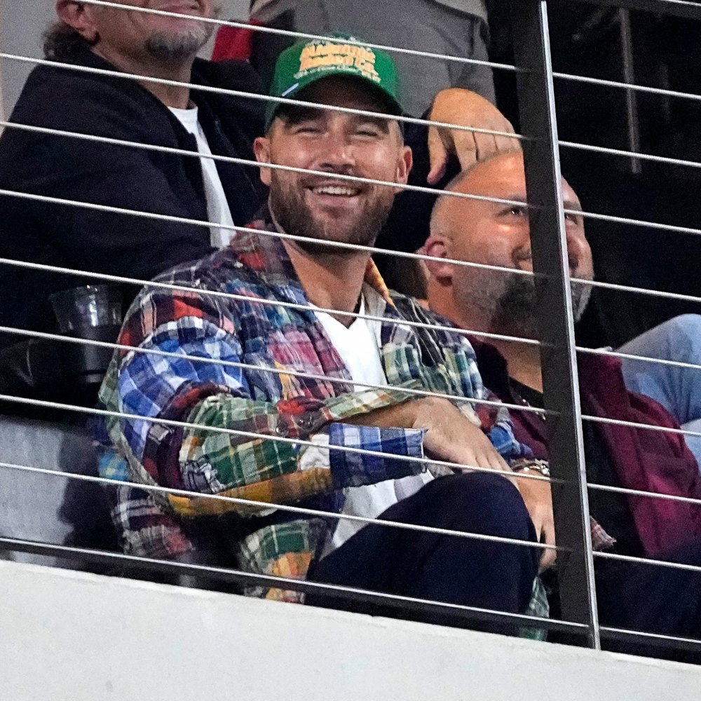 Travis Kelce Dances to Taylor Swift's 'Shake It Off' at 1st World Series Baseball Game