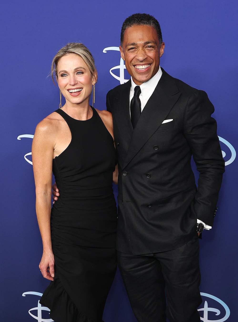 Amy Robach and T.J. Holmes Say They ll Be Serving Tea on New Podcast Coming Dec. 5 659