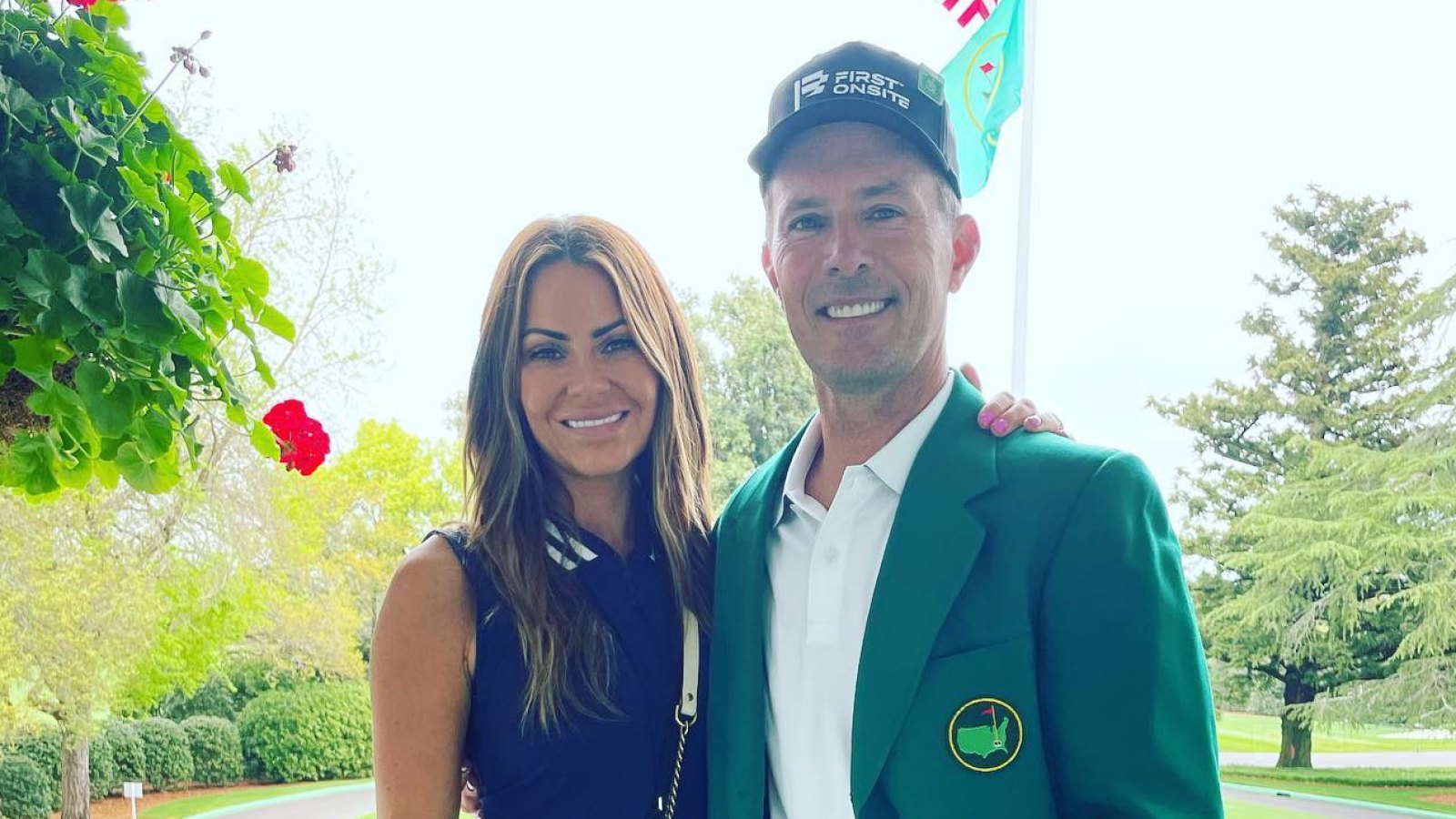 Bachelor s Michelle Money Marries Golfer Mike Weir After 7 Years of Dating