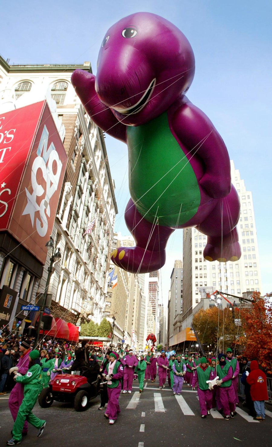 Biggest Macy s Thanksgiving Day Parade Mishaps From Runaway Balloons to Audience Injuries 329