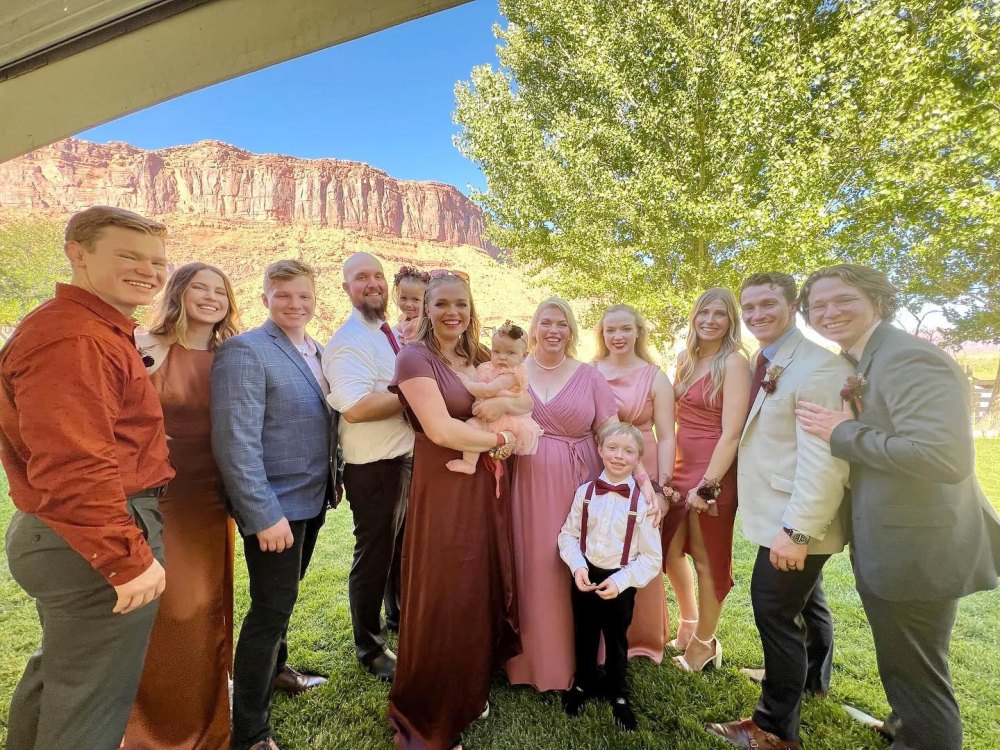 Sister Wives' Janelle Brown Admits Kody Split 'Came Down to the Kids,' Say She 'Would've Stayed'