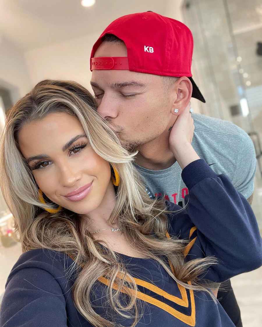 Country Singer Kane Brown and Wife Katelyn Jae Brown’s Family Album 990