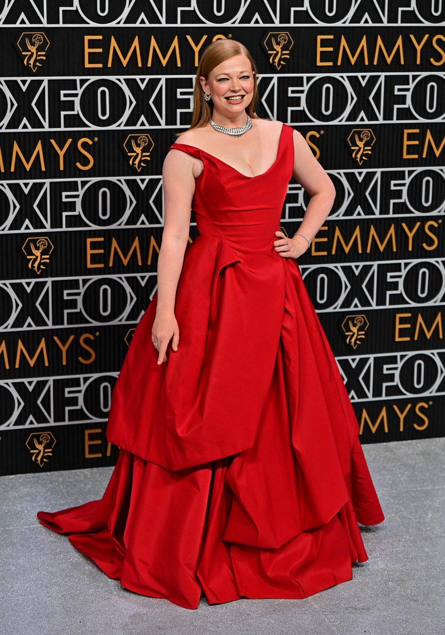 Emmy Awards 2023 Red Carpet Arrivals 650 Sarah Snook