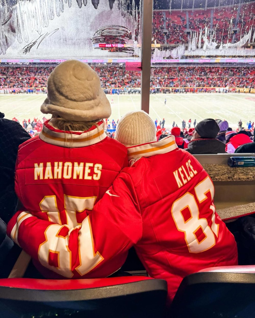 Taylor Swift and Brittany Mahomes Are Twinning and Winning in Matching Jersey Puffer Coats