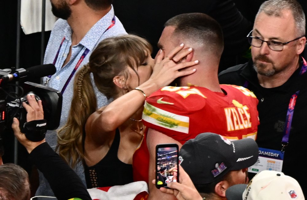 Travis Kelce and Taylor Swift Share Sweet Kiss After Chiefs Win Super Bowl