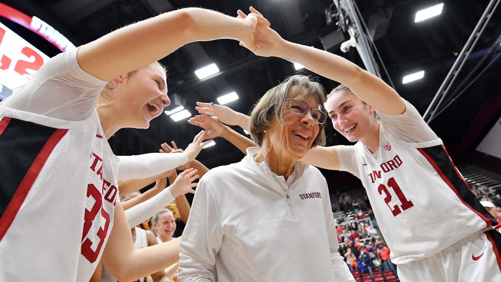Feature NCAA Coach Tara VanDerveer Announces Retirement After 45 Seasons