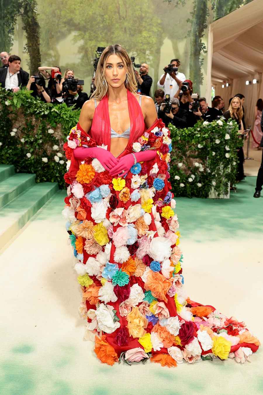 Met Gala 2024 Arrivals 643 Jessica Serfaty Michel