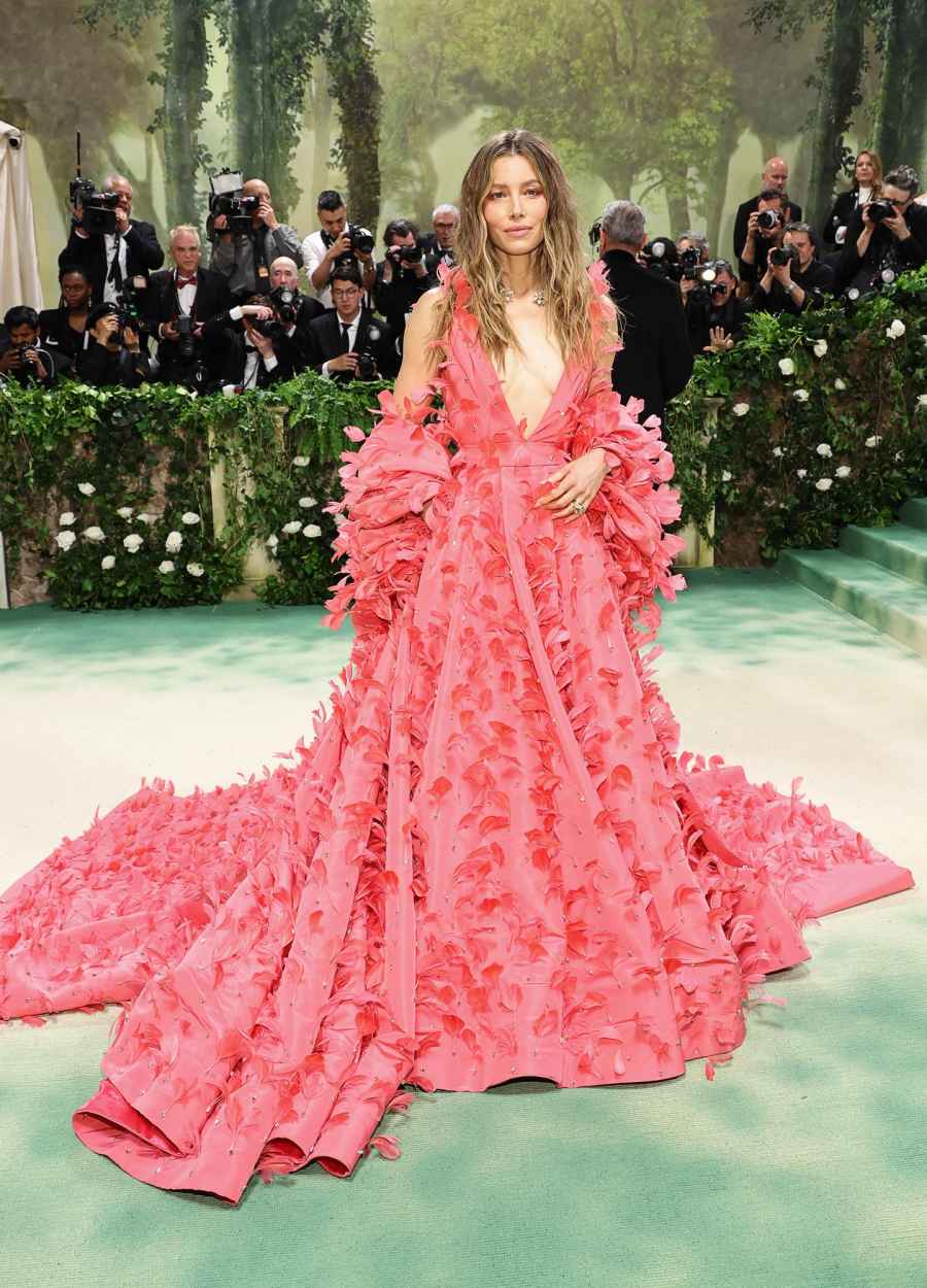 Met Gala 2024 Arrivals 705 Jessica Biel