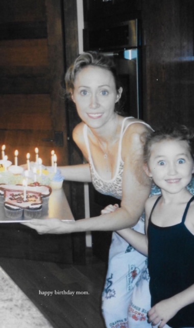 Noah Cyrus, Tish Cyrus throwback photo