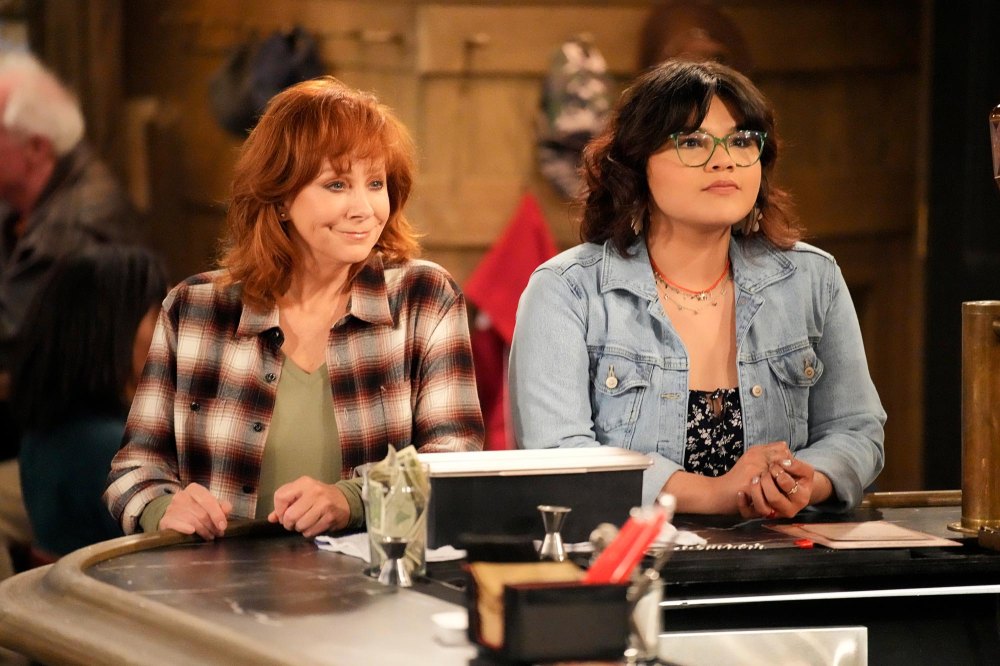 Reba McEntire Teases Her New Happy Place NBC Sitcom Will Feature Boyfriend Rex Linn 844