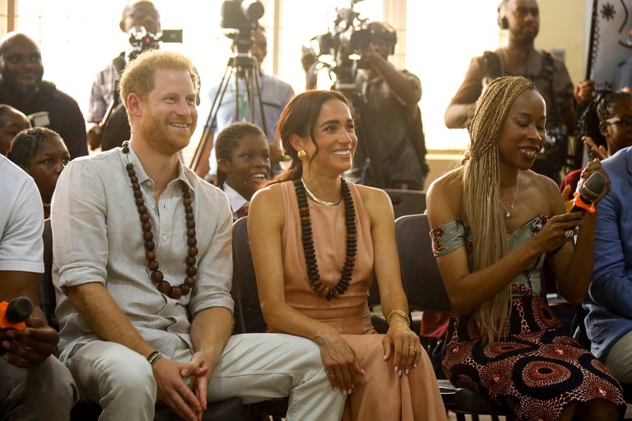 See the Best Photos From Prince Harry and Meghan Markle's 1st Official Tour in Nigeria