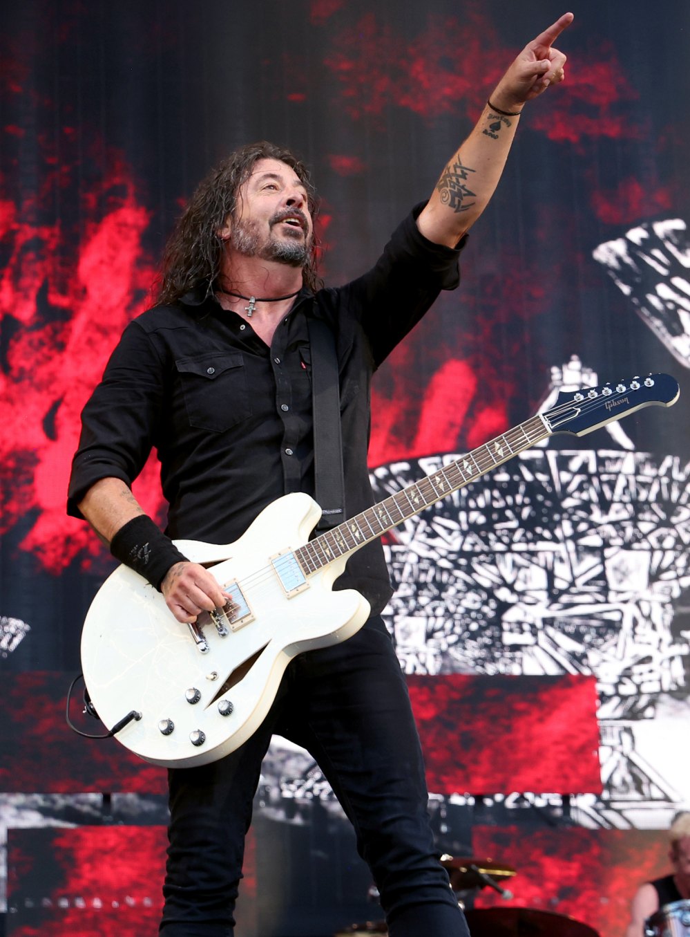 ¿Dave Grohl insinuó que Taylor Swift no canta en vivo mientras critica su Eras Tour?