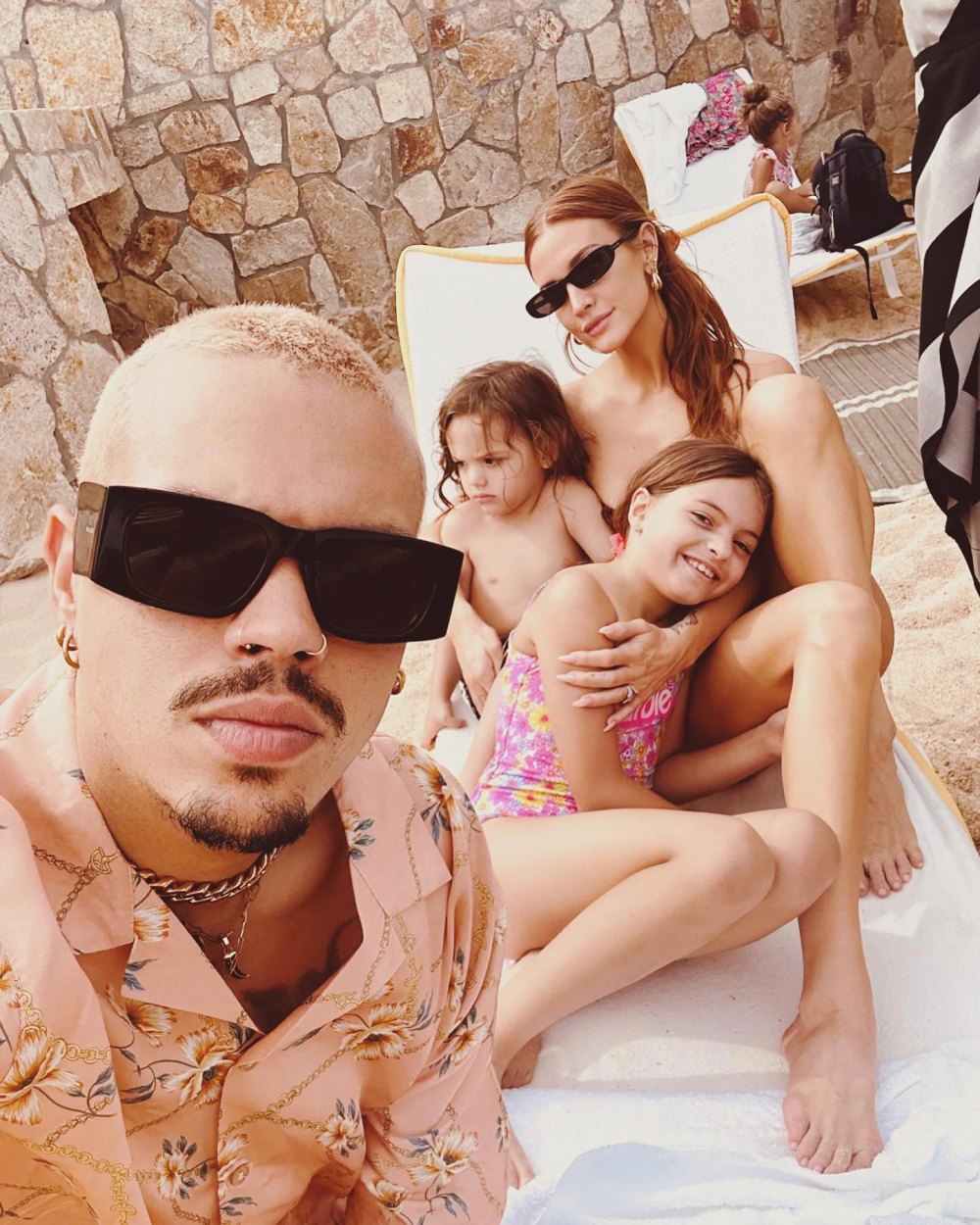 Ashlee Simpson and Husband Evan Ross Make Red Carpet Appearance With All 3 Kids